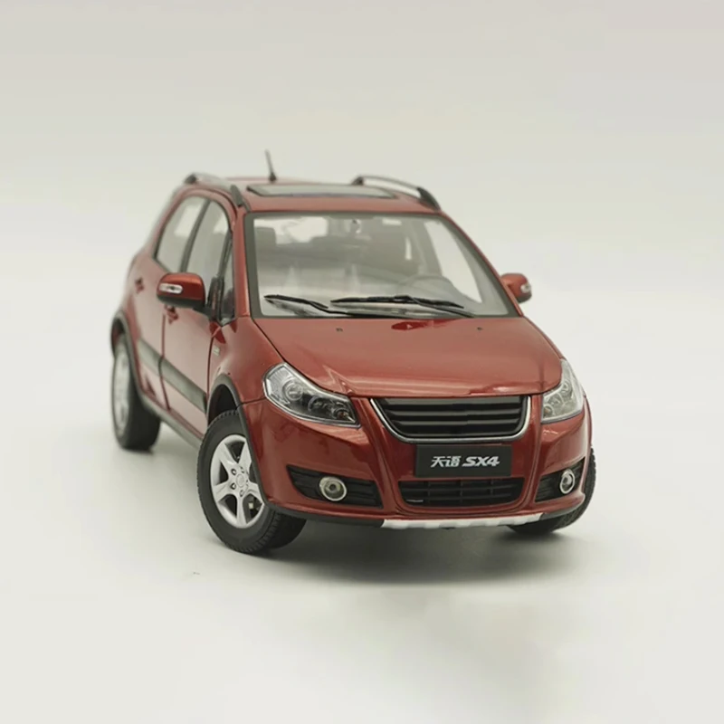 Модель автомобиля из сплава Tianyu SX4 масштаб 1:18