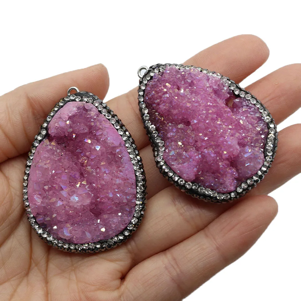 

Natural Stone Pink Crystal Bud Irregular Pendant 35-51mm Onyx Inlaid Rhinestone Charm Jewelry DIY Necklace Earring Accessories