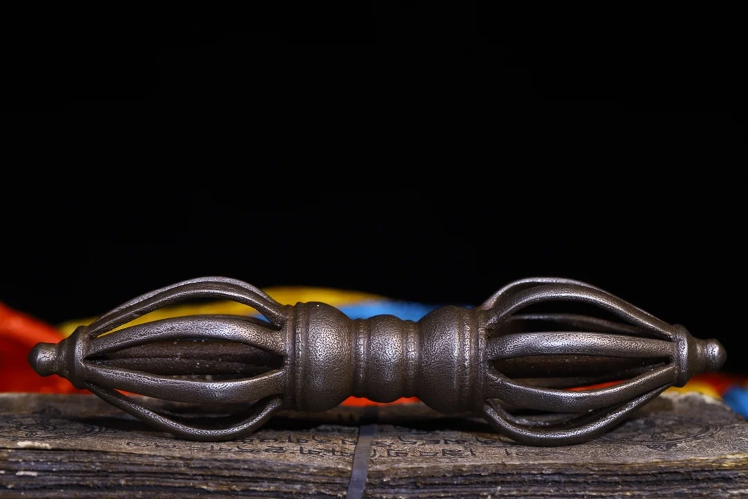 

8"Tibet Temple Collection Old Tiantie The Ninesections Dorje Vajra Phurpa Amulet Dharma Worship Hall Town house Exorcism