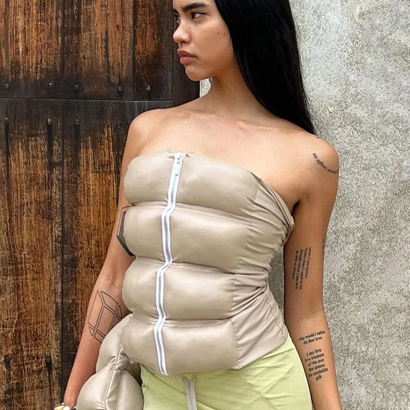 Женский однотонный жилет на молнии