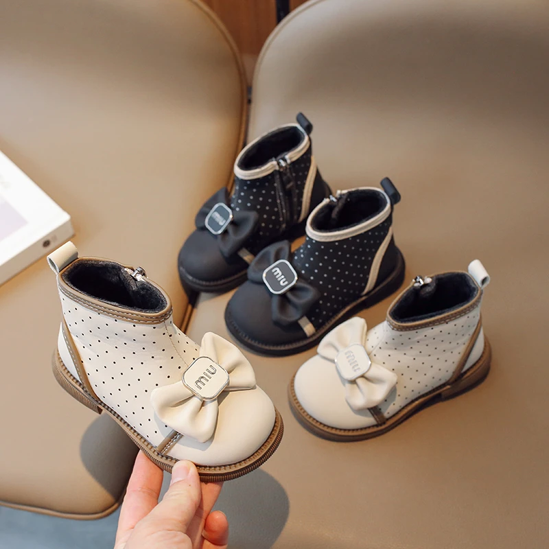 

2023 New Children Short Boots Winter Fashion Bow Design Kids Boots Shoes for Girl Black Beige Ankle Boots Toddler Casual Shoes