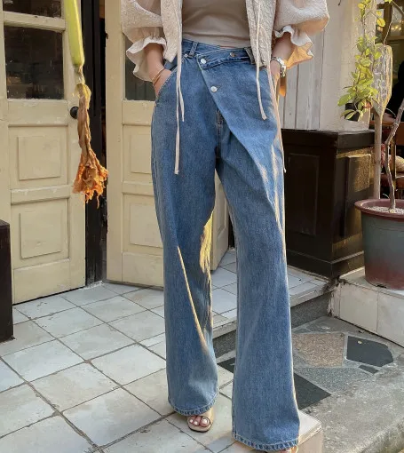 

South Korea handsome irregular diagonal buckle high waist show slim everything wide leg straight leg jeans woman
