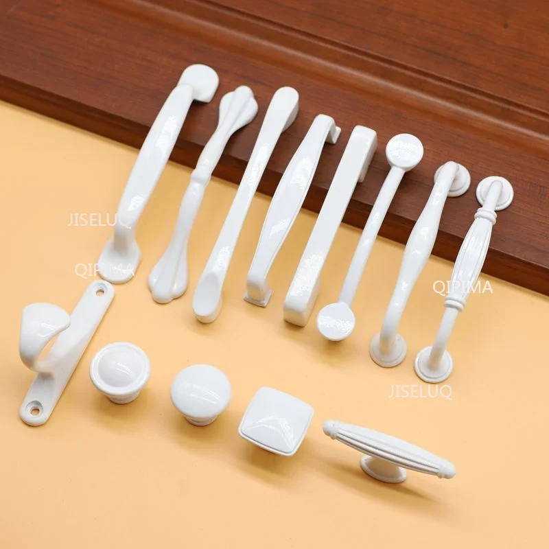 Металлические ручки для шкафов