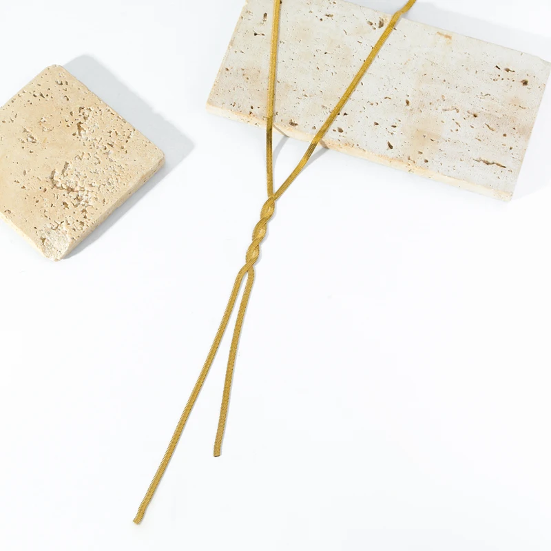 Женская цепочка-змея из нержавеющей стали