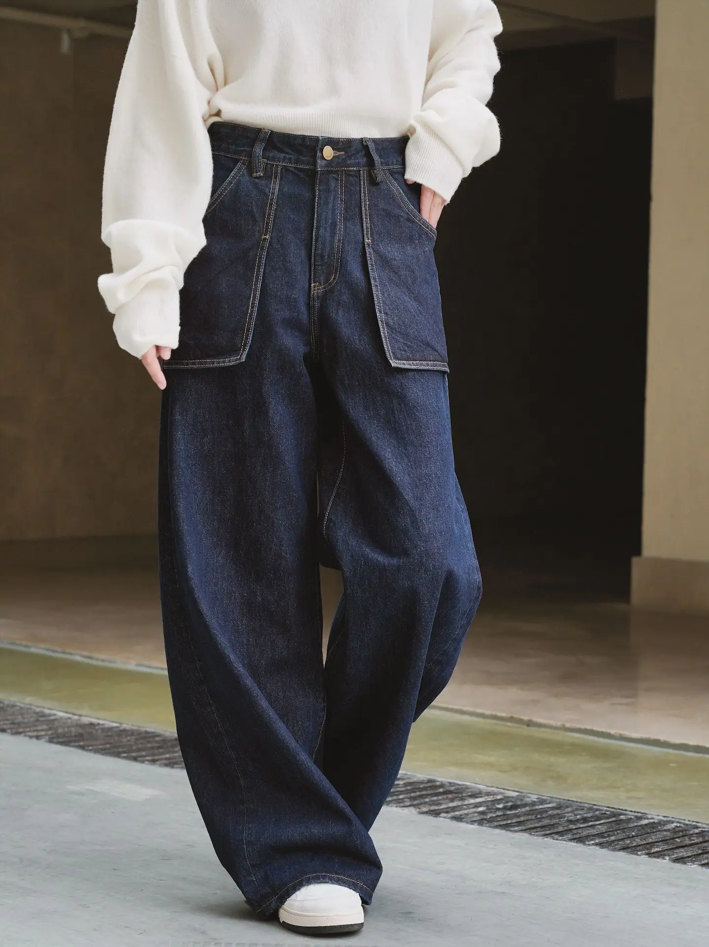 Women casual style loose jeans pocket wide leg straight casual thick trousers