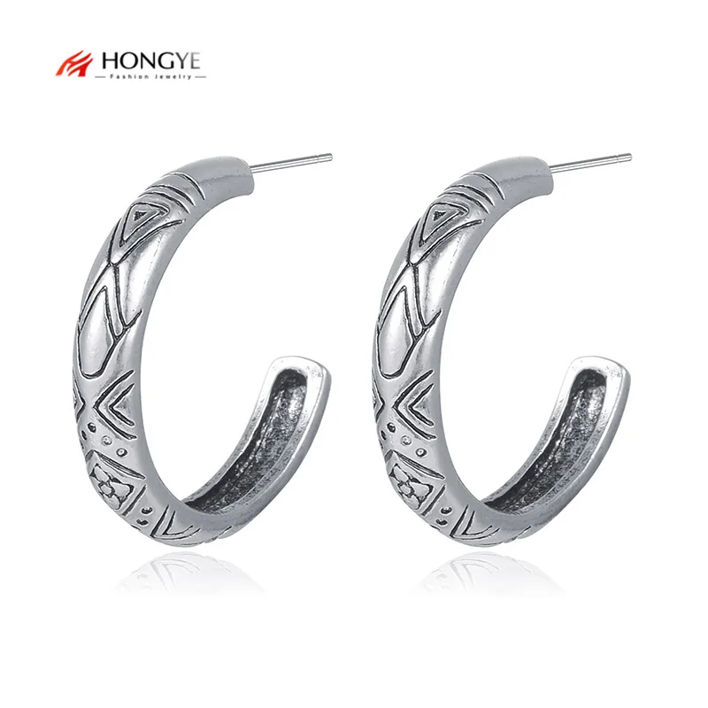 

HONGYE Ancient Silver Crescent Shaped Metal Punk Style Full Matching Women's Earrings 2023 Fashion Jewelry Clothing Accessories