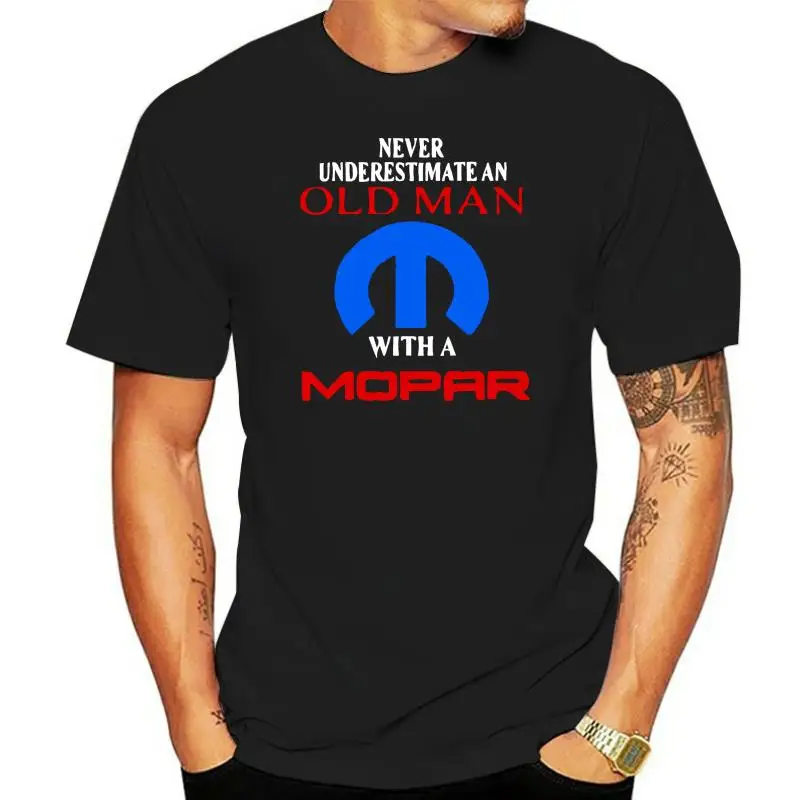 

Никогда не подучить старого человека с мышцами Mopar, черная футболка