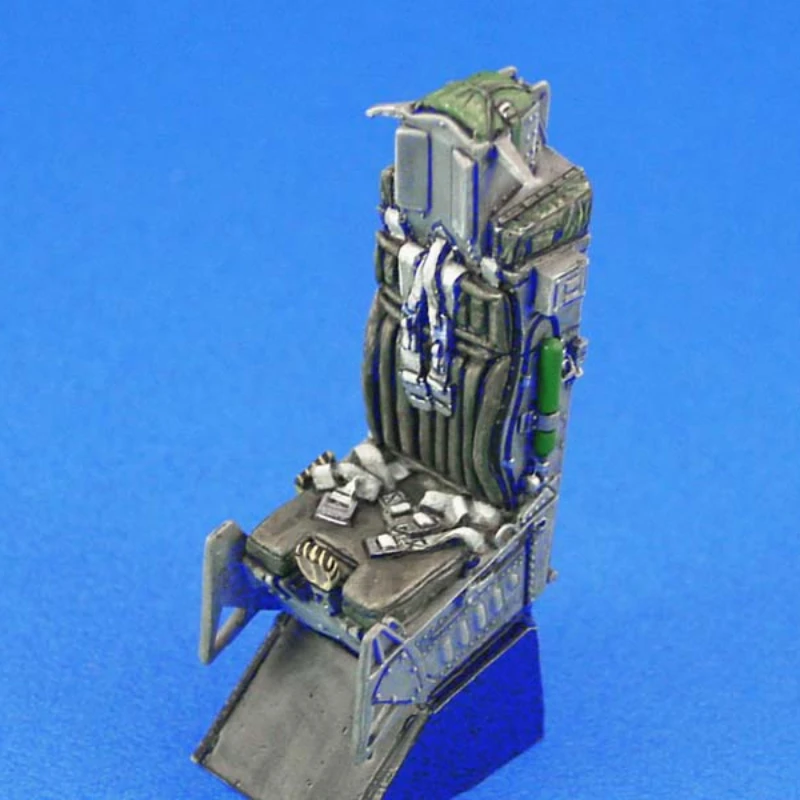 Набор для литья под давлением модельная фигурка из смолы F-16 ACES-II неокрашенный