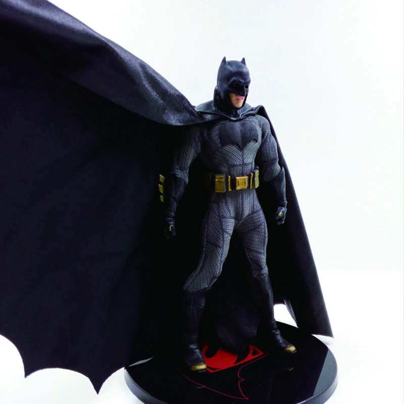 

16cm Bandai DC Batman Action Figure Super Hero Dolls Desktop Decoration Collection Toys Gifts For Children Or Adults
