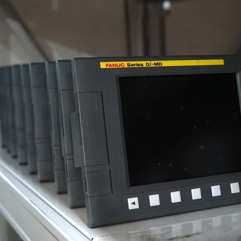 Образец в наличии 0 МВФ стандартная система управления fanuc 0i mate td cnc контроллер