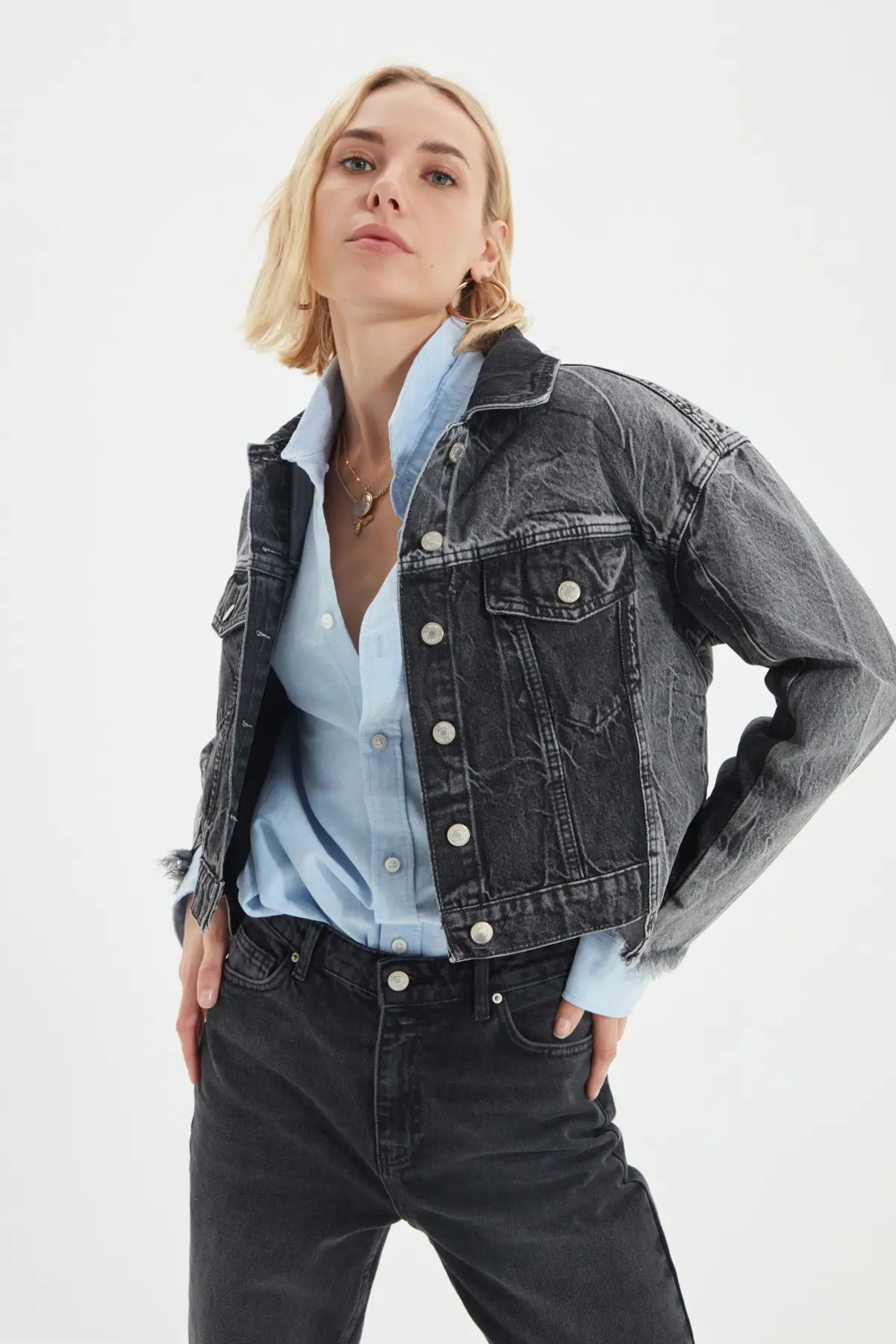 

Trendyol With Color Block Skirt Tip Tassels Denim Jacket TWOAW22CE0241