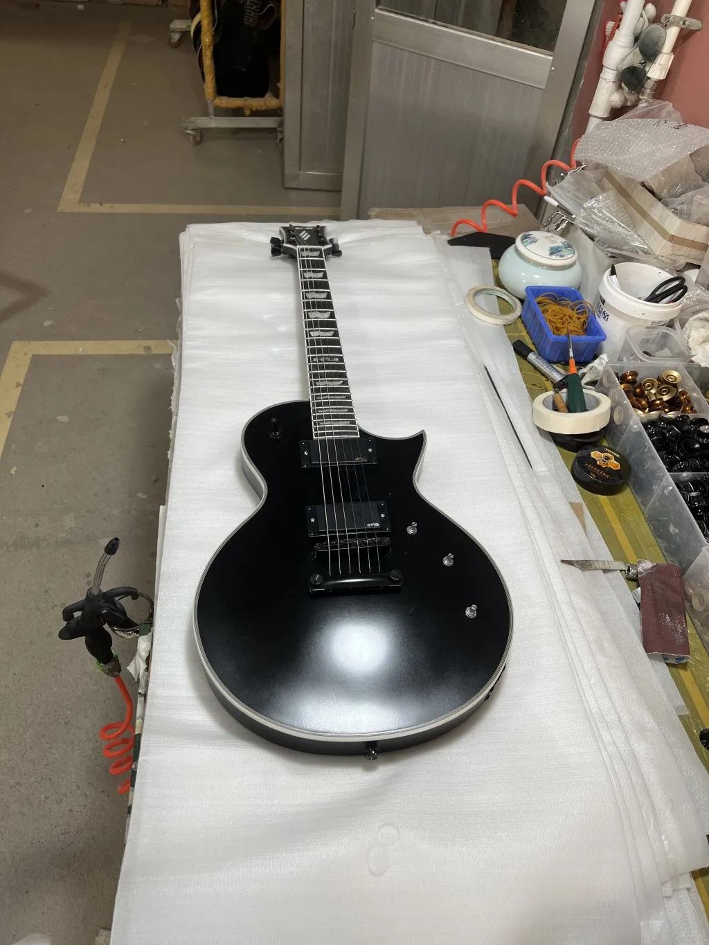 

Custom LP Black Custom Electric Guitar with 2 EMG Pickups,Mahogany Body Rosewood Fingerboard