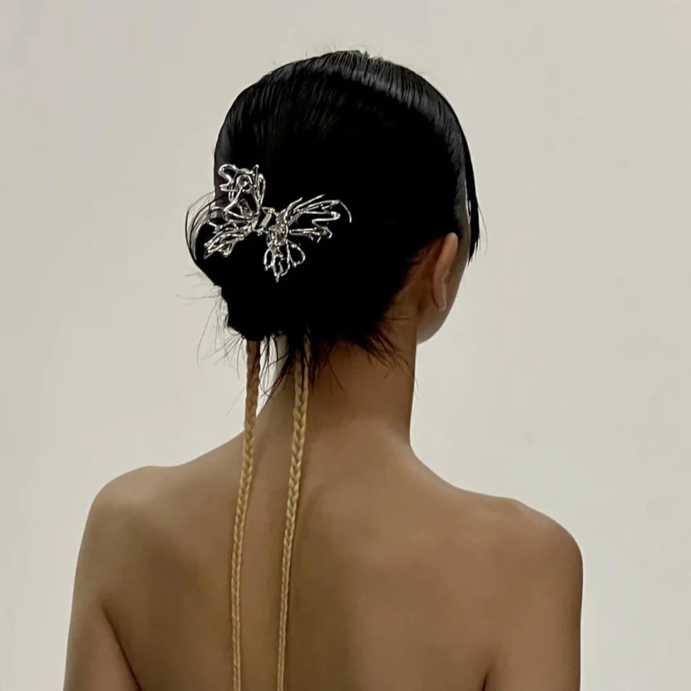 

Модная металлическая заколка для волос серебряного цвета с бабочкой и захватом, заколка для волос для женщин и девушек, 2022, корейские аксесс...