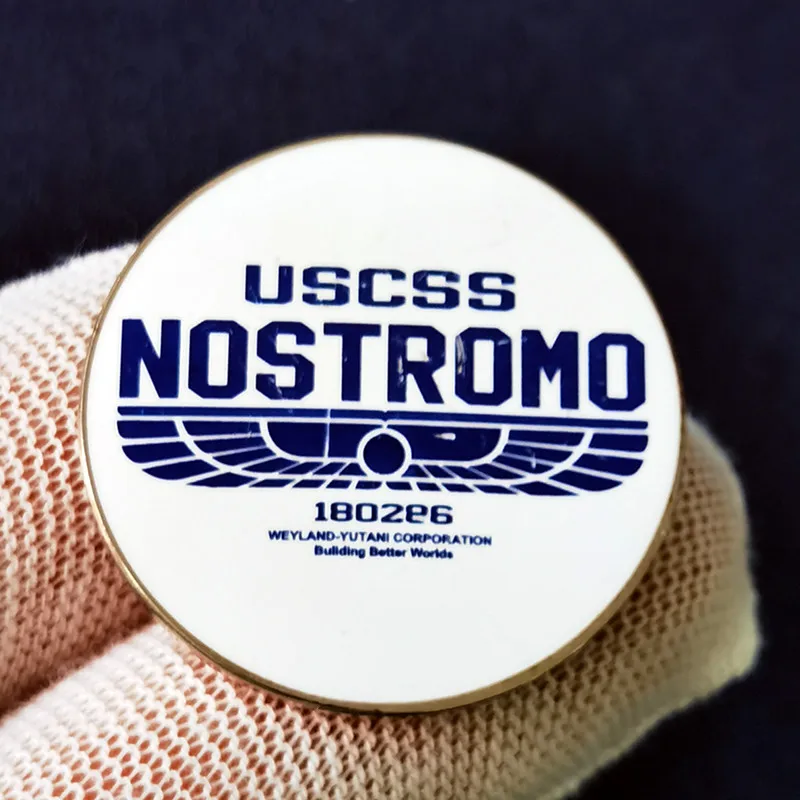 

Vintage Soviet Union Hammer & Sickle Enamel Brooch Pin Brooches Lapel Pins Badge Denim Jacket Jewelry Accessories