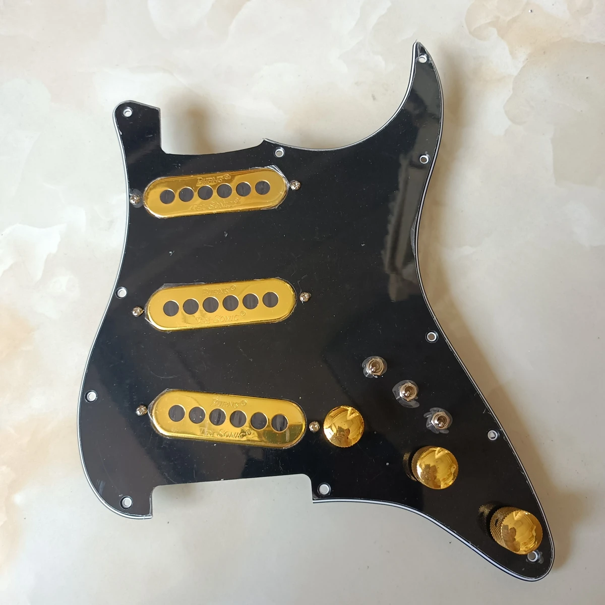 

SSS Upgrade Prewired ST Pickguard Set Burns London Mini Tri-Sonics Gold Alnico Pickup Guitar Accessories