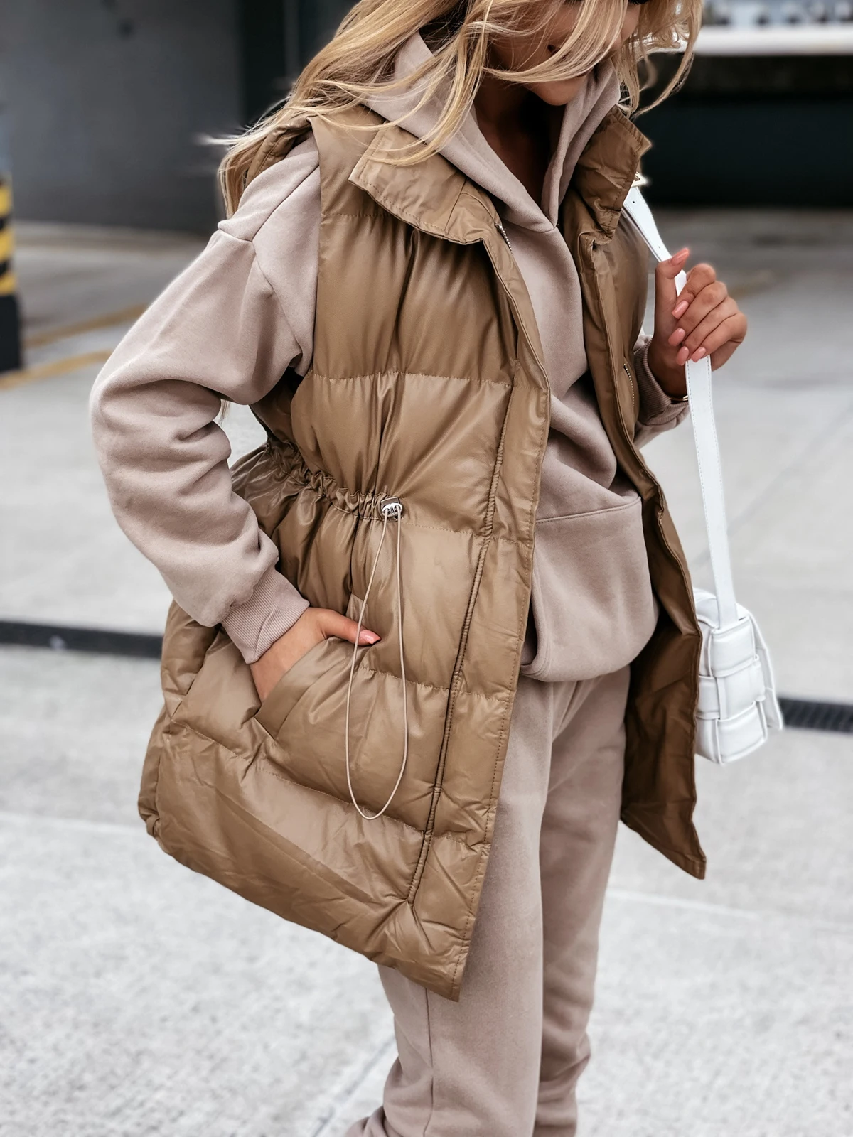 Sleeveless Zipper Jacket Women Drawstring Waistcoat Winter Cotton Padded Casual Streetwear Puffer Parkas Autumn Quilted Coats