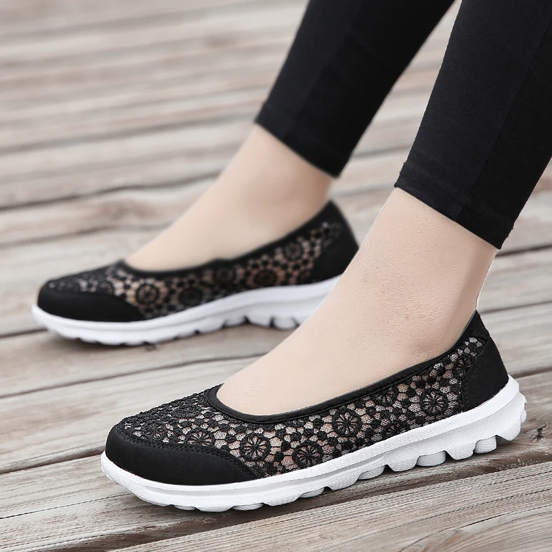 Women's Fitness Sneakers Mesh Hollow Breathable Non-slip Summer Walking Shoes Comfortable Loafers