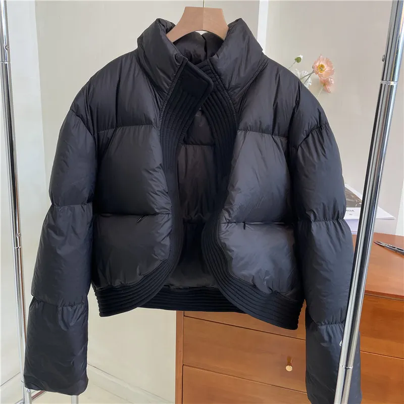Fashion Casual Women Short Goose Down Jacket Silhouette Simple Niche Loose Thickened Magnetic Absorption Winter New Coat