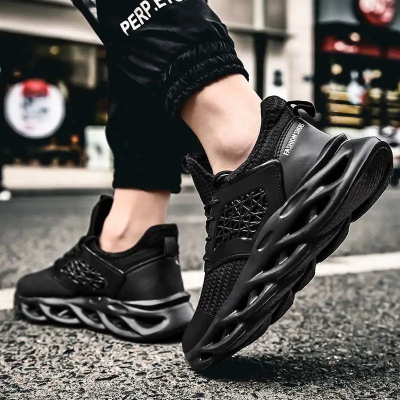 

Girls Red Sports Shoes Luxury Brand High Quality Summer Sneakers For Men Big Sizes Sport Shoes Net Mens Running Trainers Tennis