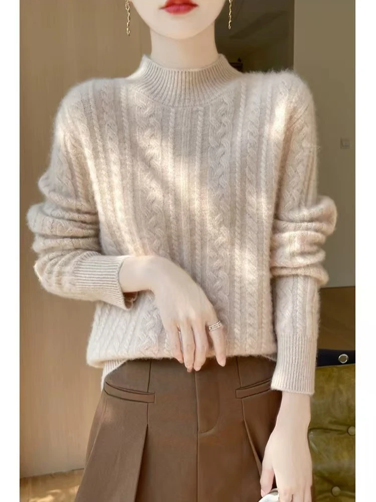 Свитер женский осенне-зимний короткий утолщенный теплый пуловер с нижней частью