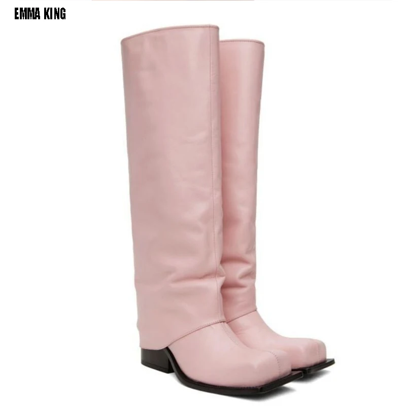 

Женские сапоги до колена на высоком массивном каблуке, с квадратным носком