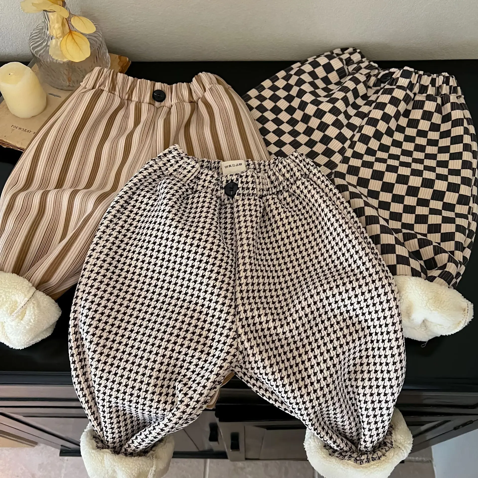 

Children Fashion Checkerboard Corduroy Pants Boys Personality All-match Striped Fleece Thick Harem Pants Girls Loose Trousers