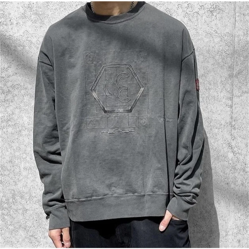 

CAVEMPT Japanese Washed Worn-Out Terry Cloth Batik Gray Embroidery Patch Round Neck Pullover For Men And Women
