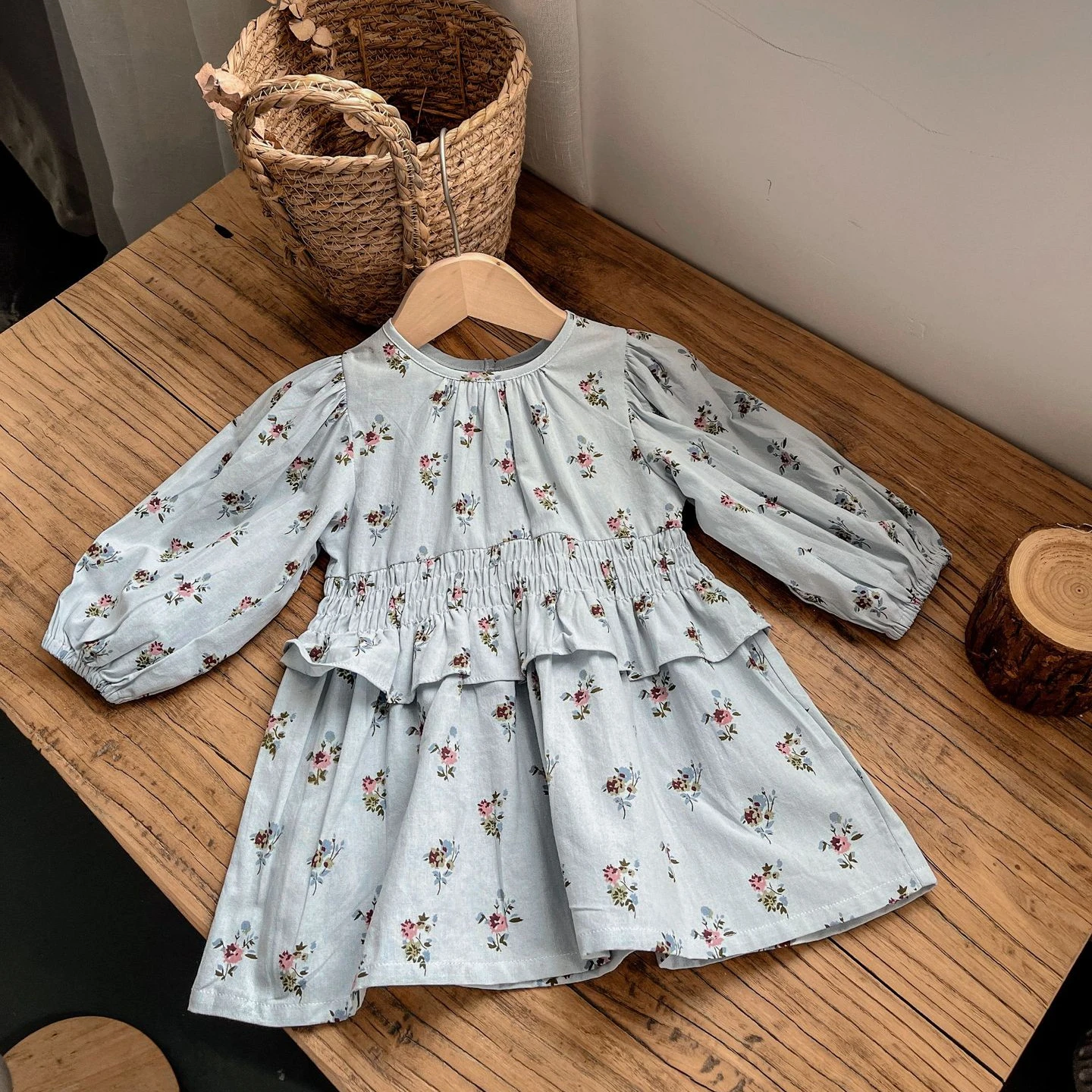 

2023 Autumn Korean Children's Wear Girls' Pastoral Fragmented Flower Cladding Long Sleeve Princess Dress Girls' Baby Dress