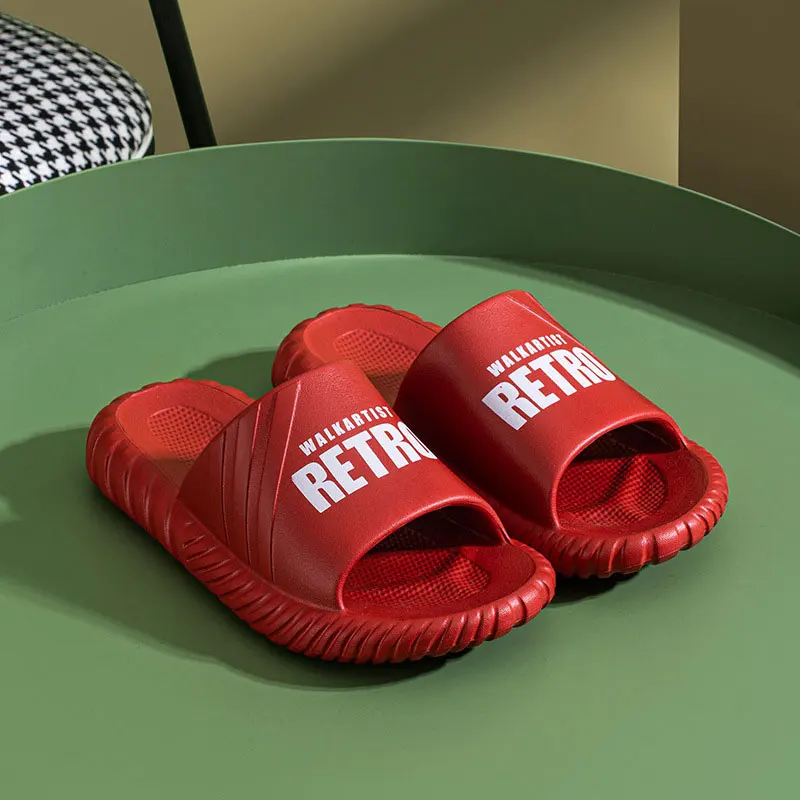

2022 Lovers Slippers Summer New Fashion Trend Letter Slippers Soft Comfortable Non-Slip Flat Beach Sandals Slippers Men Women