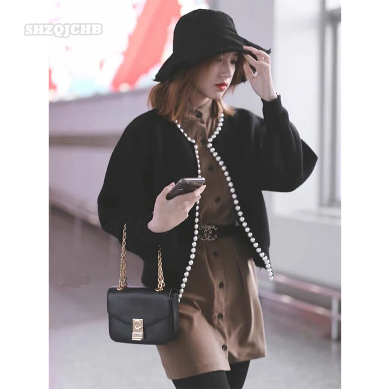 

2020 Early Spring Fashion New Big Pearl Knitted Cardigan Lantern Sleeve Nail Bead Loose Sweater Coat