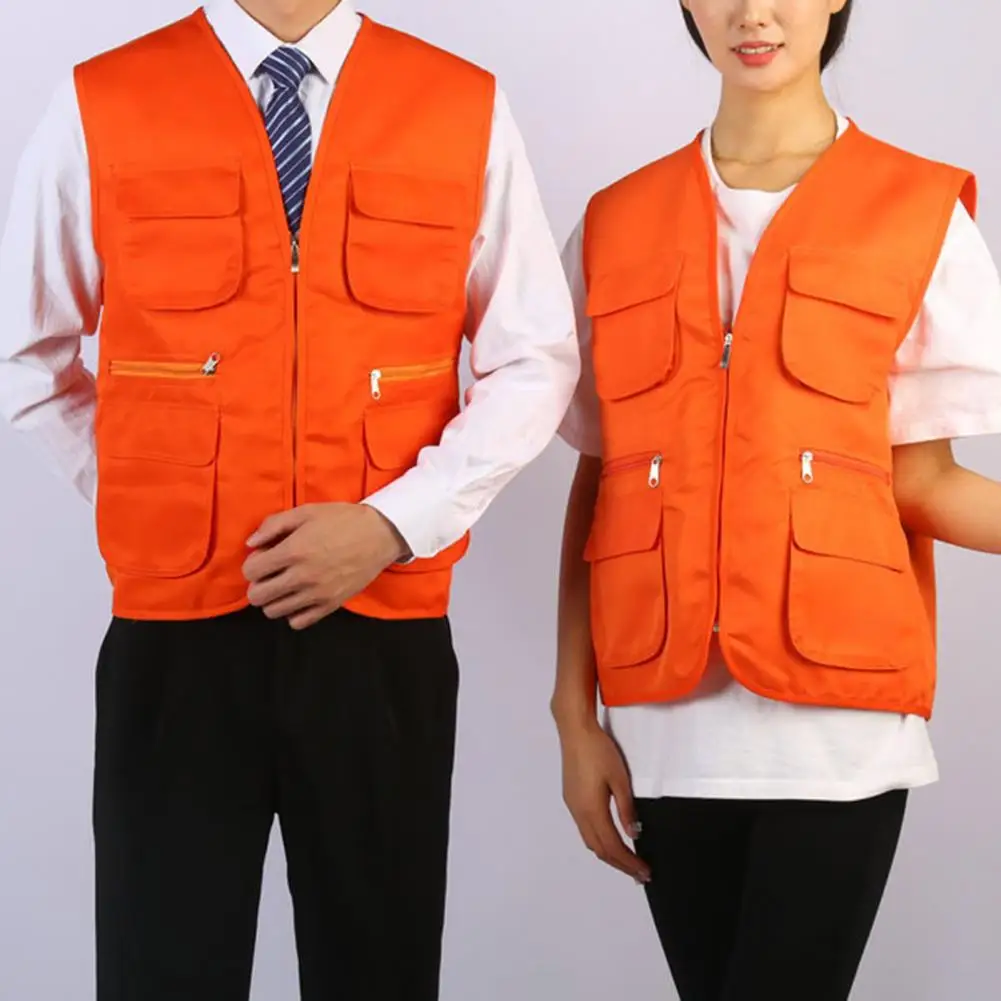 Мужской жилет с несколькими карманами кардиган однотонный дышащий v-образным