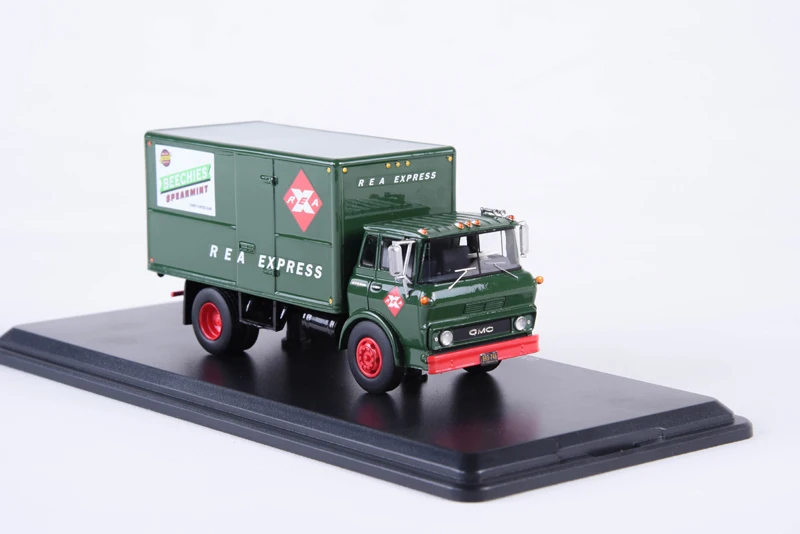 

NEO 1:64 GMC 1960 General Motors Truck Van Classic Car Limited Edition Resin Metal Static Car Model Toy Gift