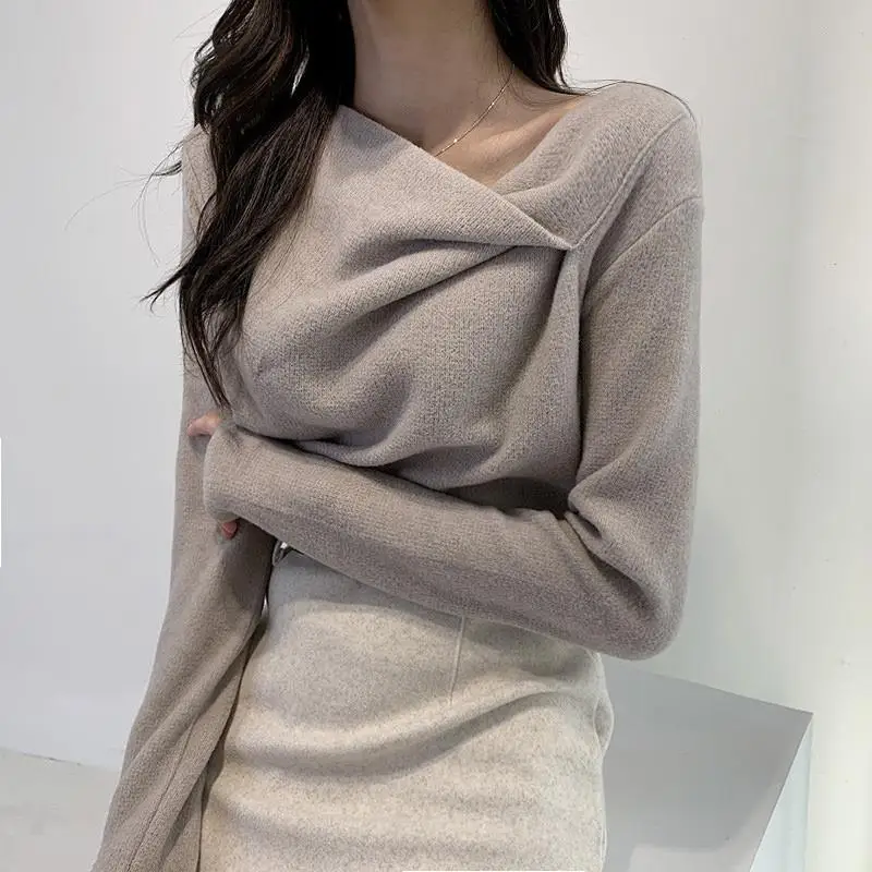 Женский облегающий вязаный джемпер черные тонкие кофты с косым бархатным узором