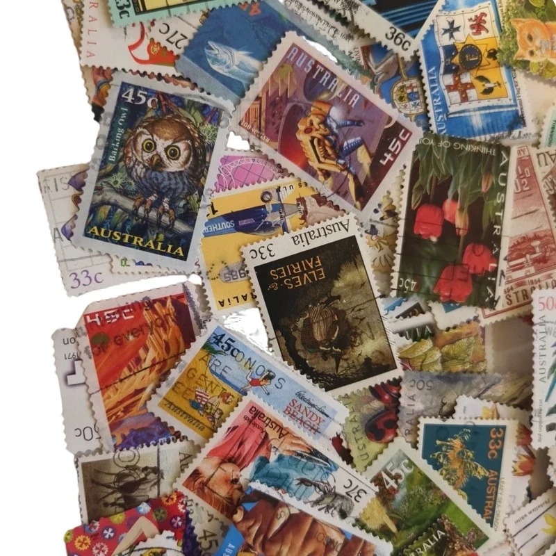 Случайные всемирно используемые и неиспользованные почтовые марки