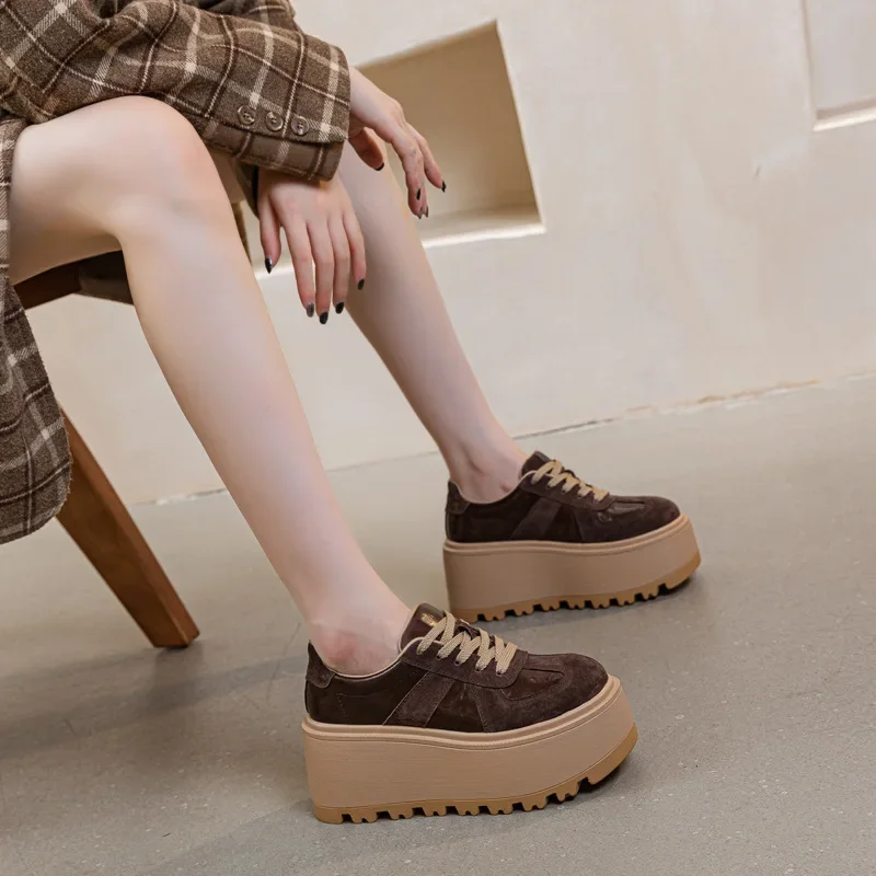 Кроссовки женские на платформе 8 см замша кожа сетка танкетка скрытый каблук