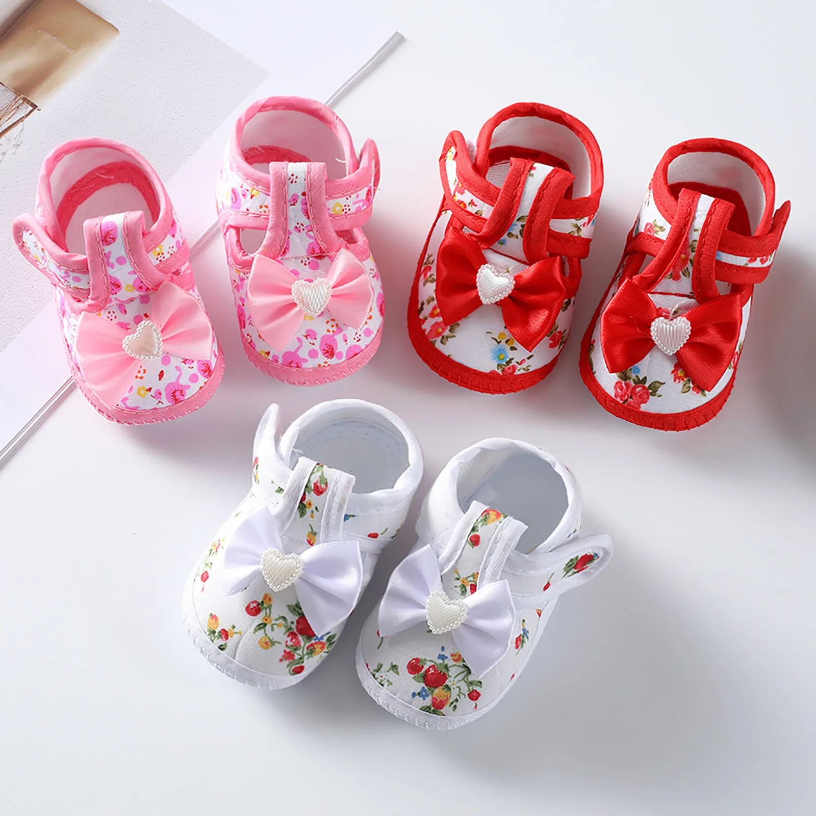 2022 Baby Girls Soft Toddler Shoes Infant Toddler Walkers Shoes Bow Decoration Casual Princess Shoes Sandals Flat Walkers Shoes