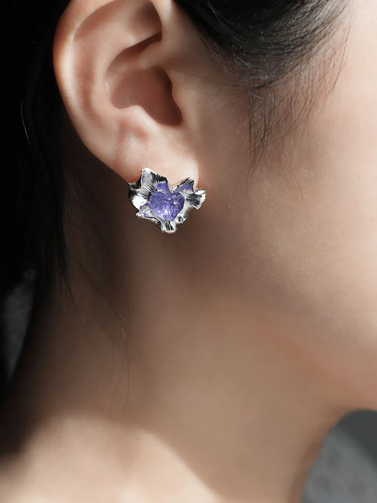 Женские серьги-гвоздики из стерлингового серебра в форме сердца с дизайном Dy