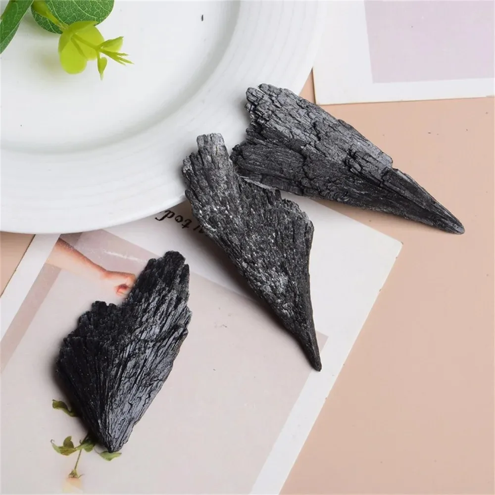 Необработанный черный турмалин веер