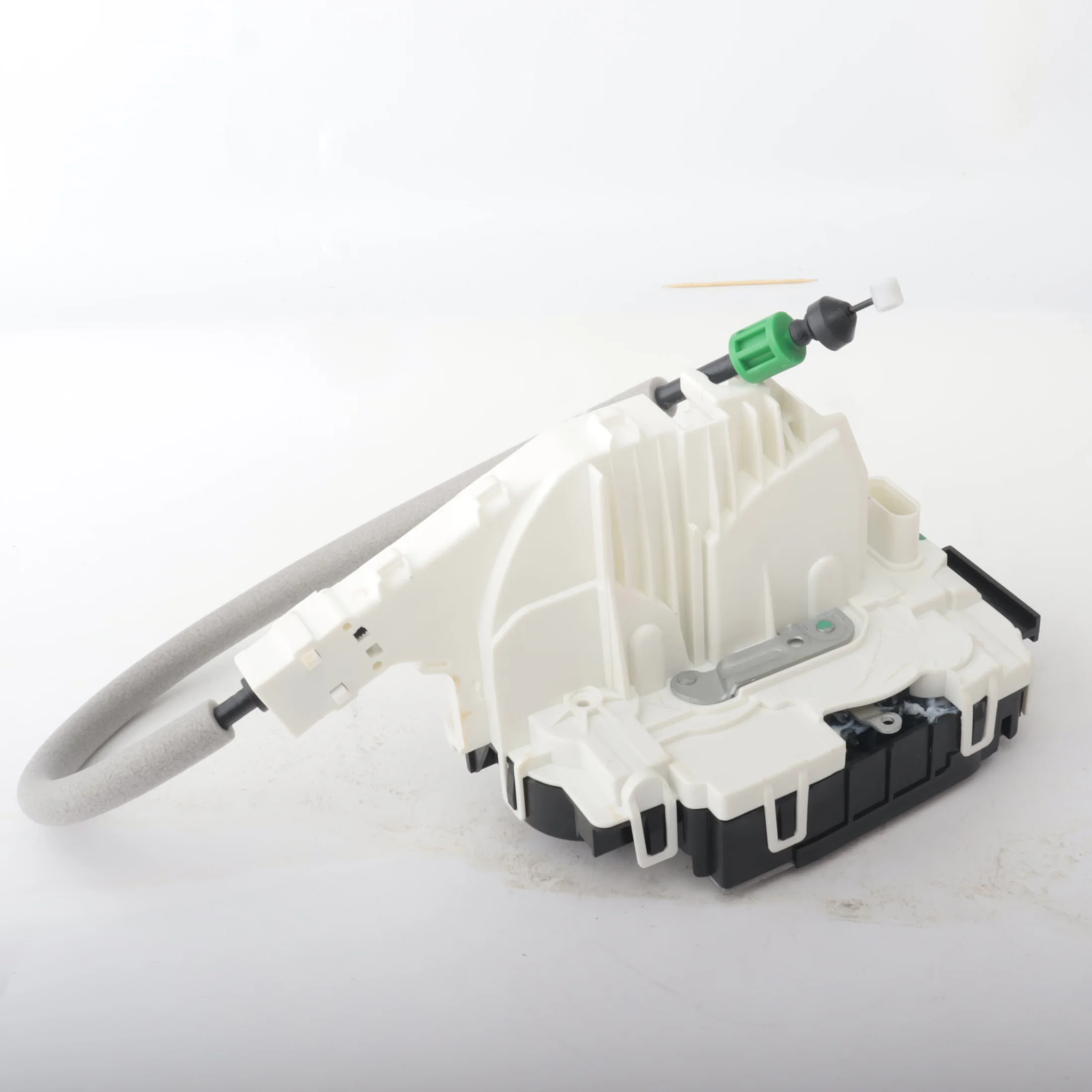 Замок передней двери для Mercedes Benz CLA180 CLA200 кла220 кла250 кла45 W166 C117