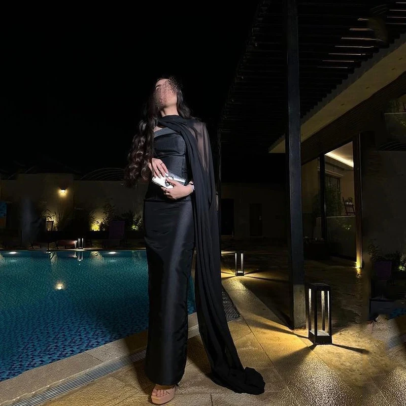 

Черное атласное платье для выпускного вечера, привлекательное вечернее платье без бретелек с тюлевой накидкой, элегантные платья в пол для вечеринок с юбкой-годе