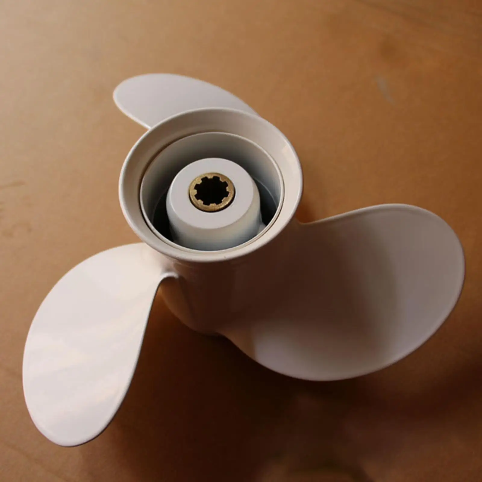 

Boat Engine Propeller 9 1/4x9-J 9.25x9 3 Blades Aluminum Alloy for Yamaha 9.9HP 15HP F9.9 F15 63V-45945 8 Spline Tooth