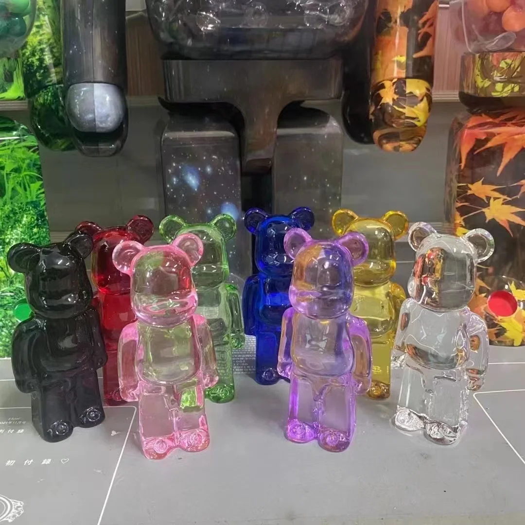 

Baccarat X bearbrick 200%Crystal Collection