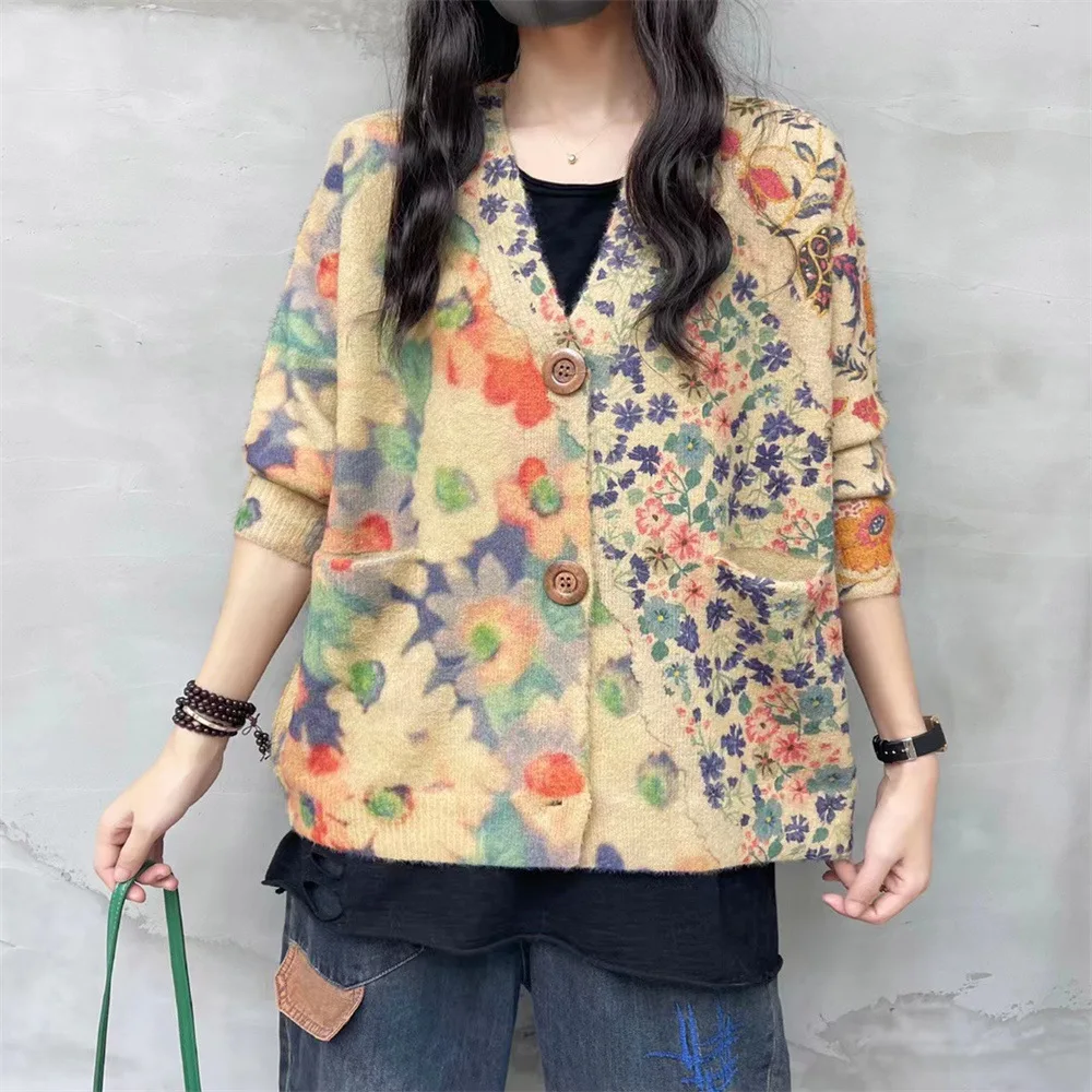 Рисунок 3 - Женский бархатный вязаный свитер