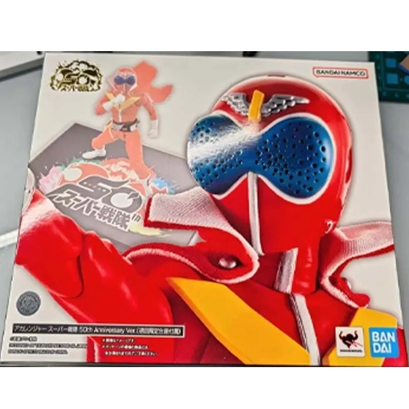 Фото Оригинальная фигурка Bandai S.H.Figuarts Shinkocchou Seihou AkaRanger к 50-летию Super Sentai, коллекционная модель меха. №2