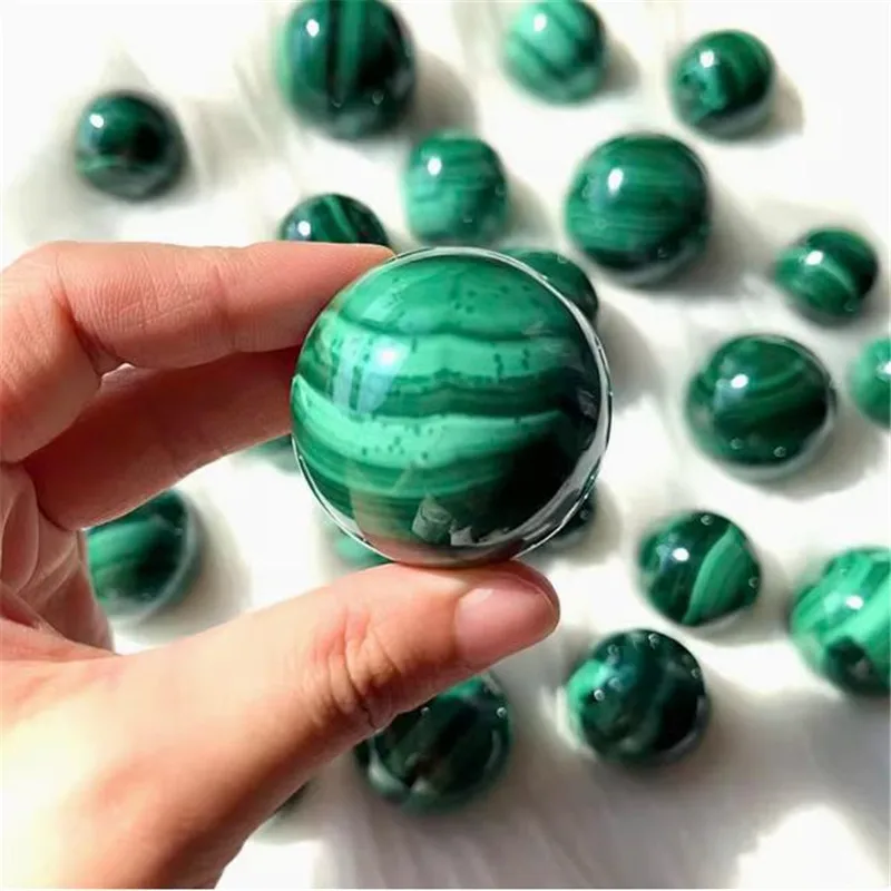 

Малахитовая сфера 20 мм WEI HONG