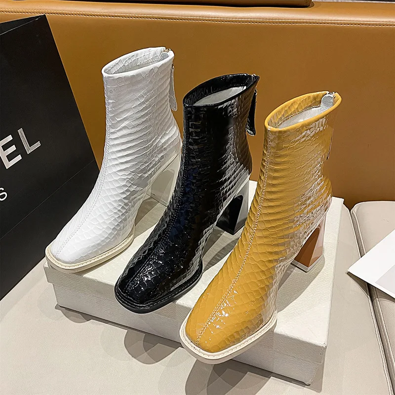 

Женские ботинки на толстой подошве, зимние ботинки из искусственной кожи с квадратным носком, на молнии сзади, черного и белого цвета