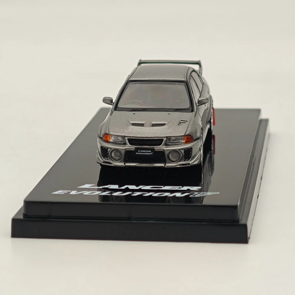 Hobby Japan 1/64 Lancer GSR Evolution V (CP9A)1998 с брызговиком спутниковый серебристый (M) HJ 642032