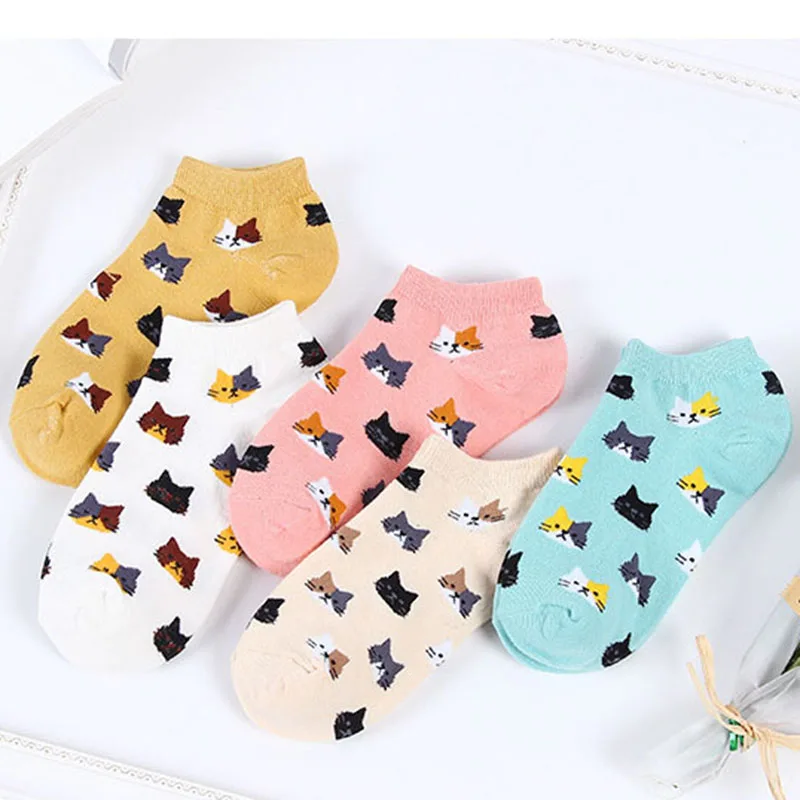 

1Pairs New Women Cotton Ankle Socks Cute Cat Colorful Funny Socks Casual Animal Fruit Cake Cartoon Socks For Girls
