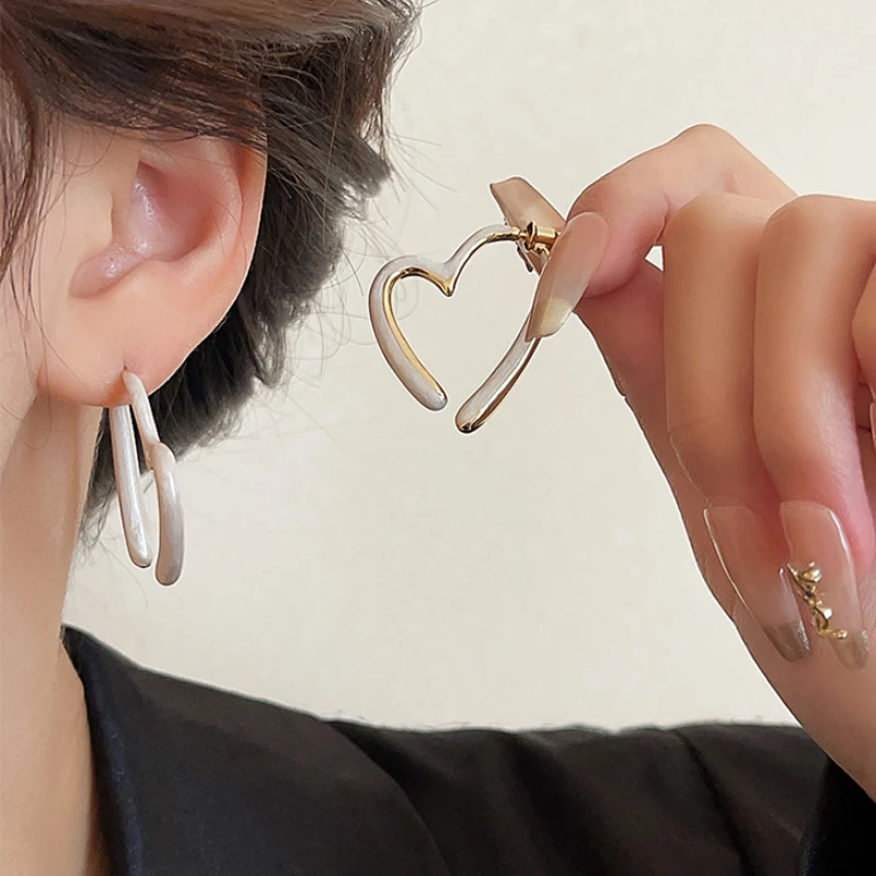 

KAITIN White Heart Earrings for Women Simple Personality Stud Earrings Minimal Unique Female Fashion Jewelry