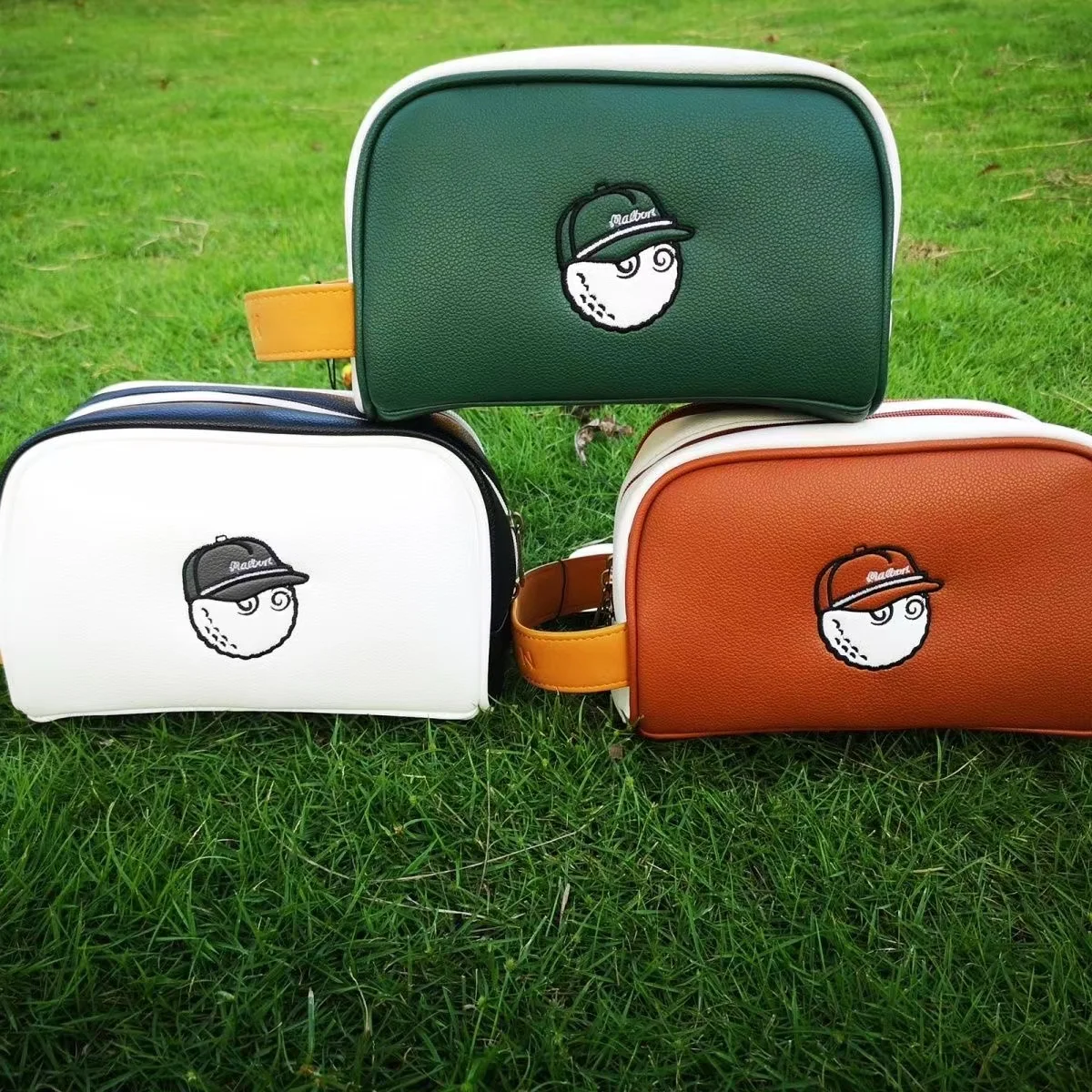 MALBON Luxury Golf Clothing Bag The same lightweight portable multi-functional bag for men and women Outdoor sports golf handbag